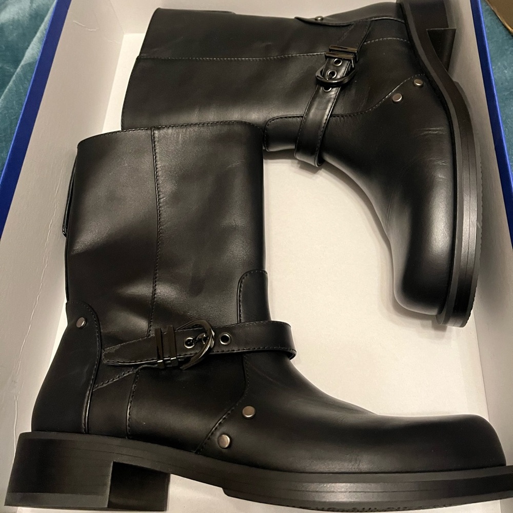 Stuart Weitzman boots
